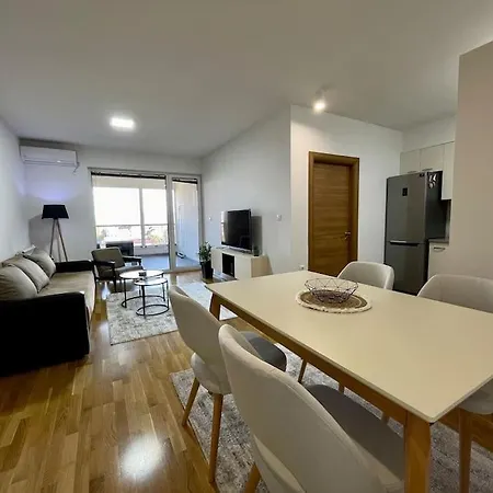 Apartment Jurukov Riverside